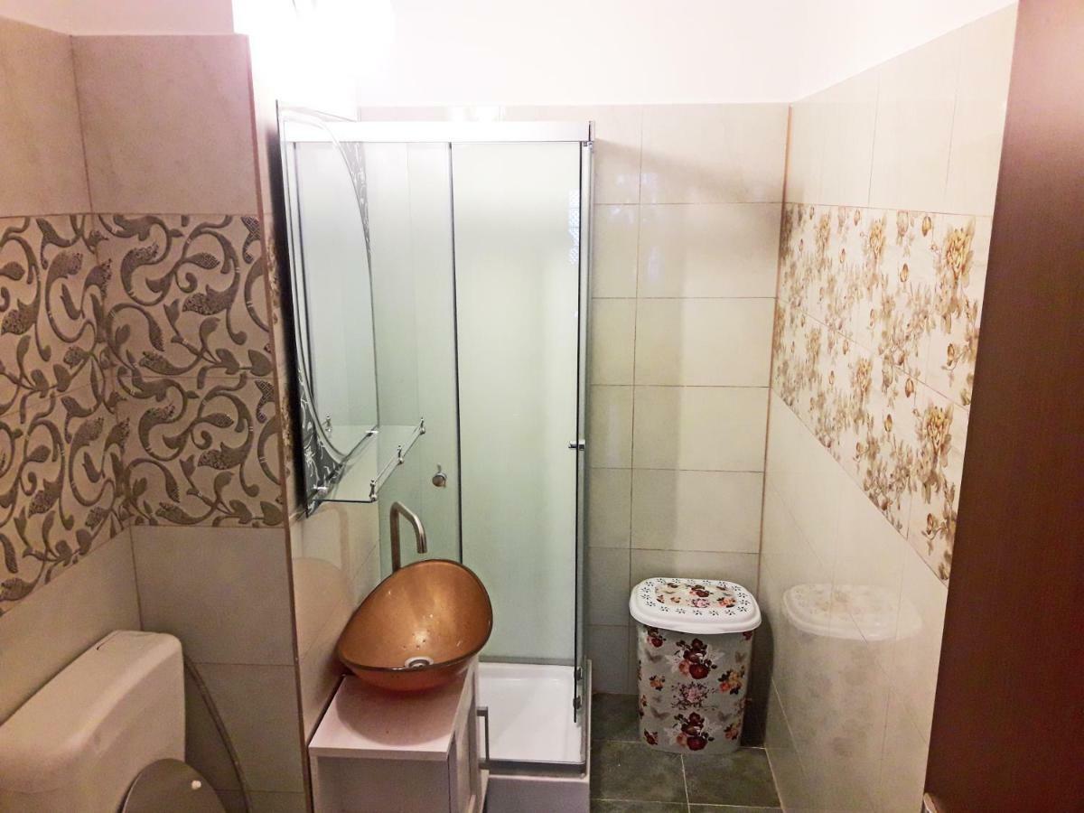 Ana'S Apartment 拉迪亚 外观 照片